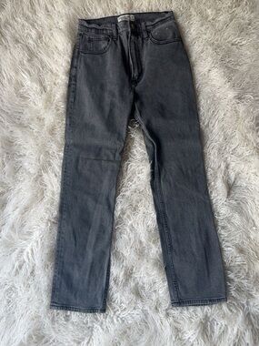 Abercrombie & Fitch High Rise Straight Ankle